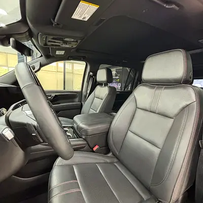 2025 Chevrolet SUBURBAN 照片 10