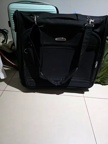 Black soft-shell travel suitcase / carry-on bag - good condition