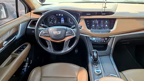 صورة 8 لـ 2021 Cadillac XT5
