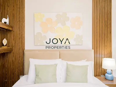 Fully Furnished | Upgraded 1BR | Bright Apartment