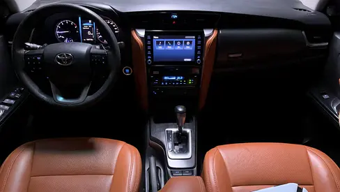 2023 Toyota FORTUNER 照片 7