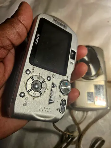 Sony Cyber-shot Compact Digital Camera -good conditions