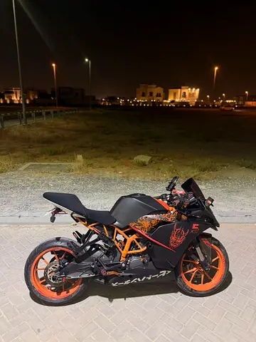 Ktm rc 200 track كي تي ام ار سي 200