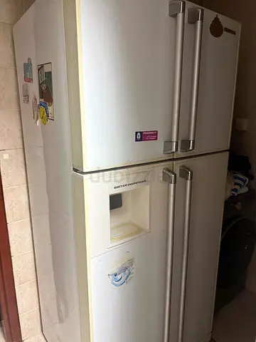 HITACHI FRIDGE