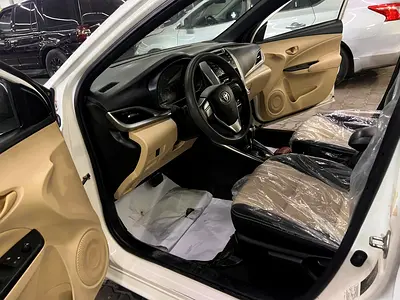 2018 Toyota YARIS — фото 14