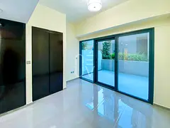 Semi-furnished Studio | Terrace | low floor