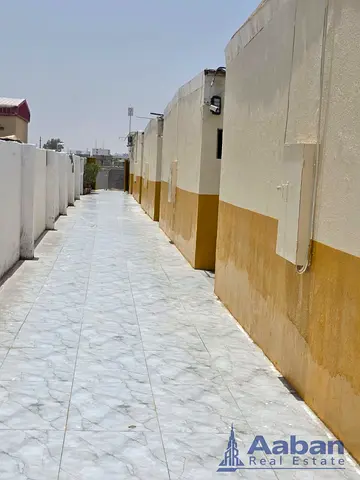 50 Rooms Labour Camp available Ready to move with 8 people capacity in Al Sajaa sharjah
