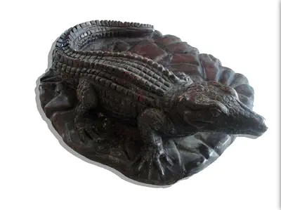 Resin crocodile figurine-25cm length