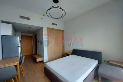 PRIME LOCATION || FULLY FURNISHED || POOL VIEW