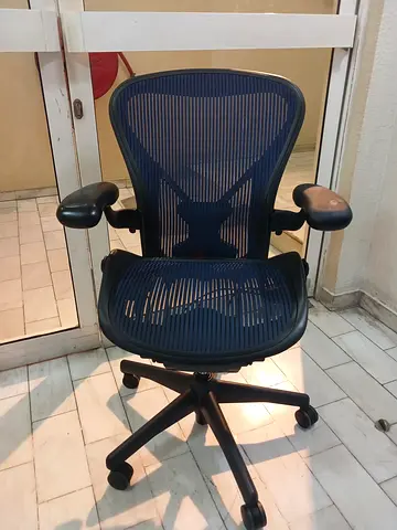 Selling For Herman Miller Aeron Office Chair Type B Fully Loaded