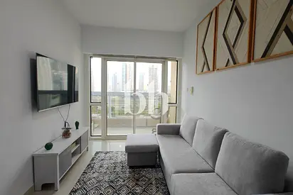Fully Furnished | Balcony | 1 BR + Study room