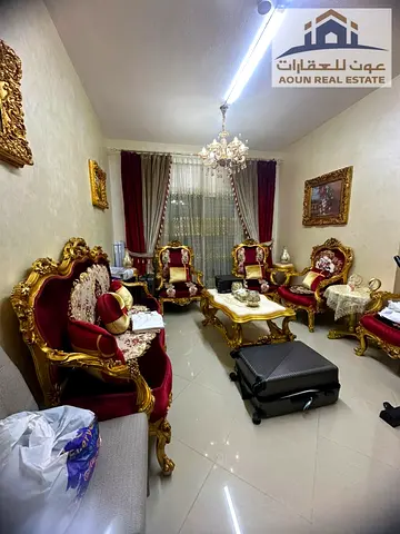 فرصة مميزة للبيع بسعر قوي جدًا!  شقة غرفتين وصالة