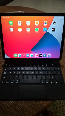 Apple iPad Air 4th generation with Magic Keyboard