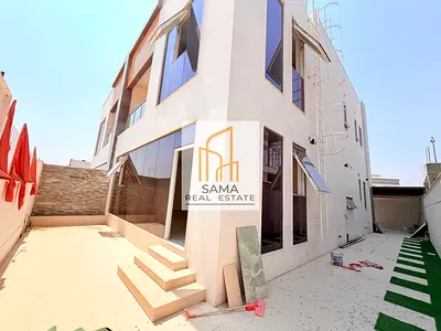 Luxury 4bedroom villa with maidroom just 160k in Tilal city