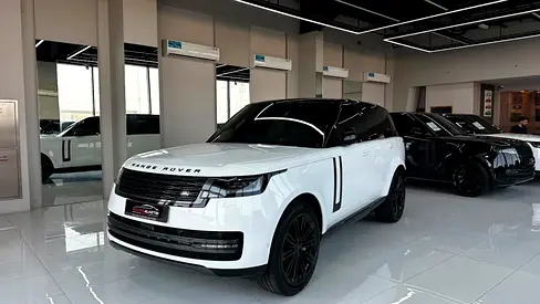2026 Land Rover Range Rover HSE P530 | 4.4L V8 | Luxury SUV