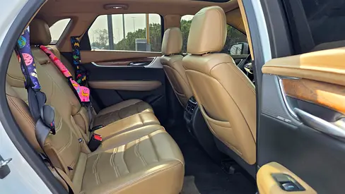صورة 15 لـ 2021 Cadillac XT5