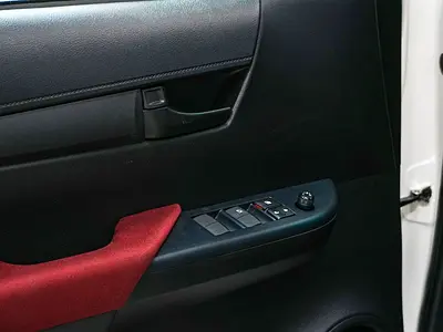 2026 Toyota HILUX 照片 18
