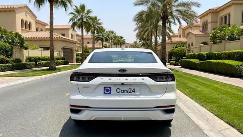 2023 FORD TAURUS 照片 4