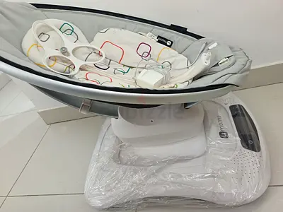 4moms mamaRoo Baby Swing - Lightly Used, Clean and Working
