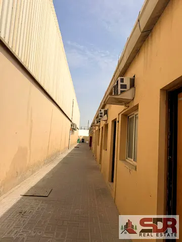 Rooms available in labour camp