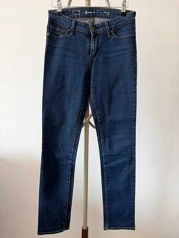 LEVI’S Dark blue slim women's jeans, size M (good condition)
