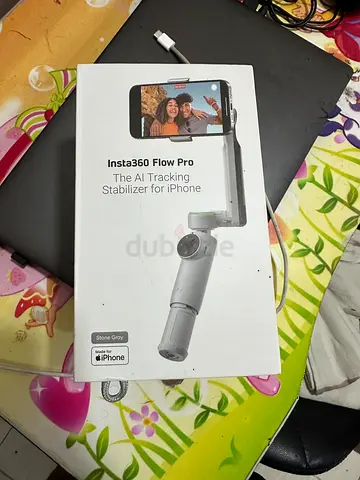 Insta360 flow pro Gimbal (Good Condition) / Foldable Stabiliser