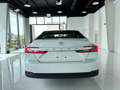 2026 Toyota CAMRY — фото 5