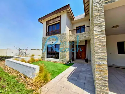 Your Dream Home Awaits Villa Fully Sea View Corner