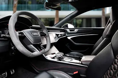 صورة 9 لـ 2021 AUDI RS7