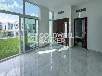 Vacant | 3-bedroom+Maid | Inquire Now