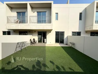 Lavish 3BHK Furnished townhouse With Prime Living With All Amenities