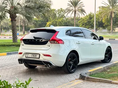 صورة 4 لـ 2016 Volvo V-CLASS