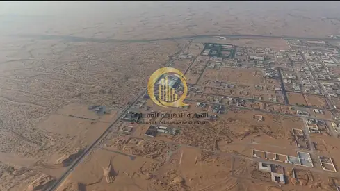 أرض صناعية للبيع في البطائح الصناعية الشارقة 20,000 قدم مربع شارعين أمامي وخلفي تملك حر للمواطنين الإماراتيين ودول مجلس التعاون الخليجي