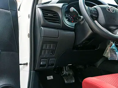 2026 Toyota HILUX 照片 14
