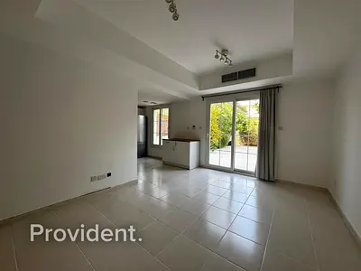 Vacant | Middle Unit | Springs 3