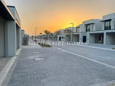 Single Row | Next to Amenities | Vastu Compliant