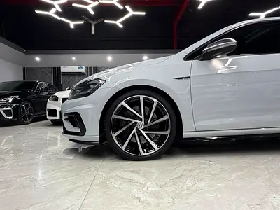 صورة 7 لـ 2019 Volkswagen GOLF R