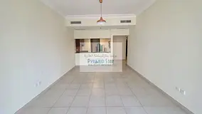 1 Bedroom Apartment | Lake Shore Tower | Balcony | Downtown View