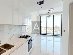 PRIVATE POOL | LUXURY LIVING | MODERN BATHROOM
