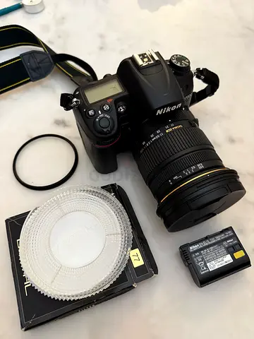 Nikon D7000 + Sigma 17-50mm f/2.8 OS HSM: 19,189 Shutter Count, Full Kit