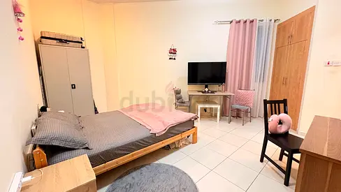 Private Bedroom with Attached Bathroom Available – Mankhool