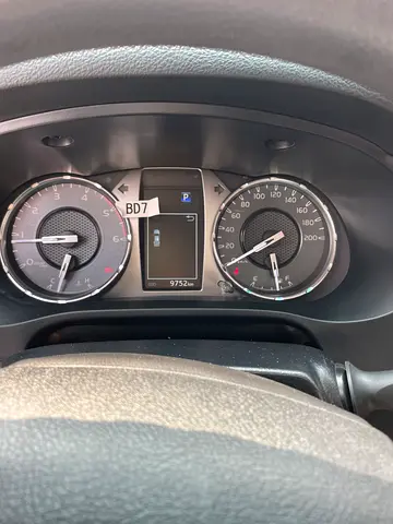 2025 Toyota HILUX 照片 6