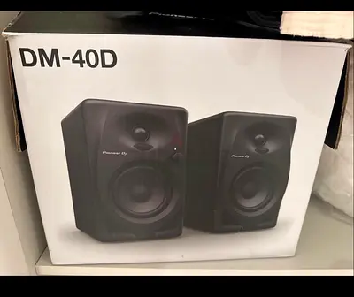 Pioneer DJ DM-40D Desktop Monitor System