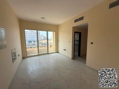 للإيجار شقة جديدة ومميزة في منطقة الجرف 3 بعجمان، أول ساكن، وتتمتع بموقع حيوي واستراتيجي قريب من جميع الخدمات الأساسية وقريب من شارع محمد بن زايد، مما
