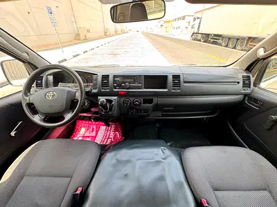 صورة 14 لـ 2018 Toyota HIACE