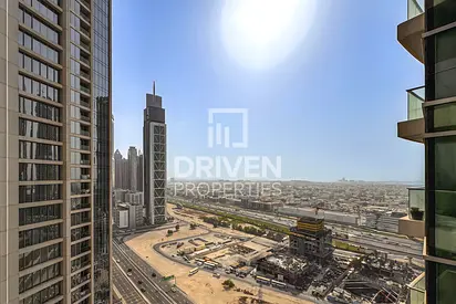 Stunning High Floor Unit | Stunning Views | Rented