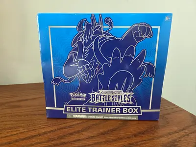 Pokémon Sword & Shield Battle Styles Elite Trainer Box [rapid strike urshifu] (blue) -(sealed)