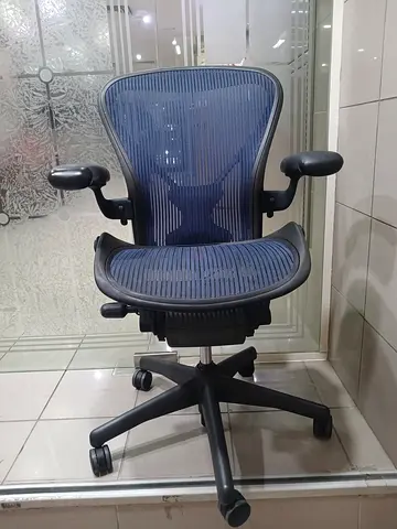 Herman Miller Aeron classic chair type B and C for sale ultimate comfort