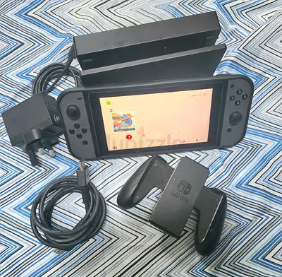 NINTENDO SWITCH +1 GAMES FOR SALE