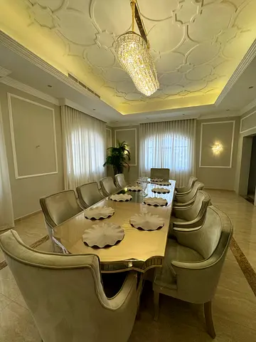 Large Elegant Dining Table with 8 Upholstered Chairs - Beige Set